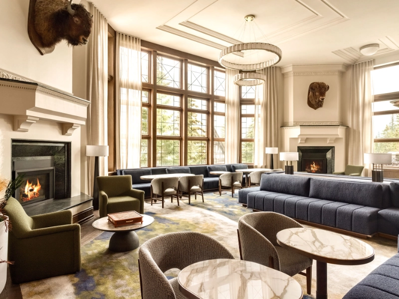 Family Room Lounge