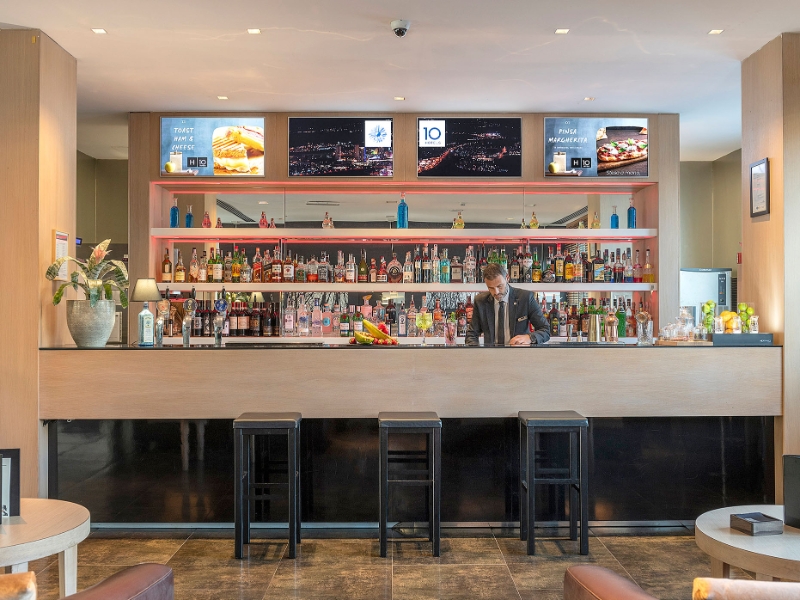 Lobby Bar
