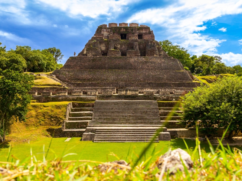 Xunantunich Temple