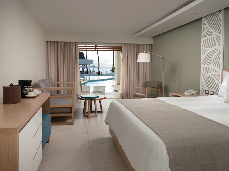 Junior Suite Swip Up Room