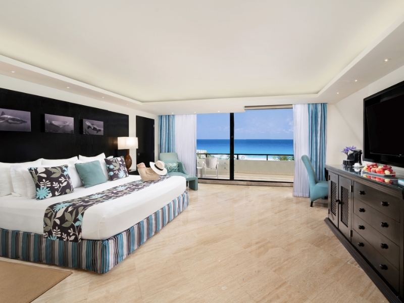 Pyramid Junior Suite