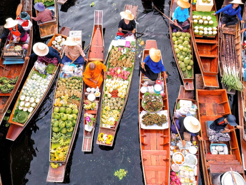 Floating Market
