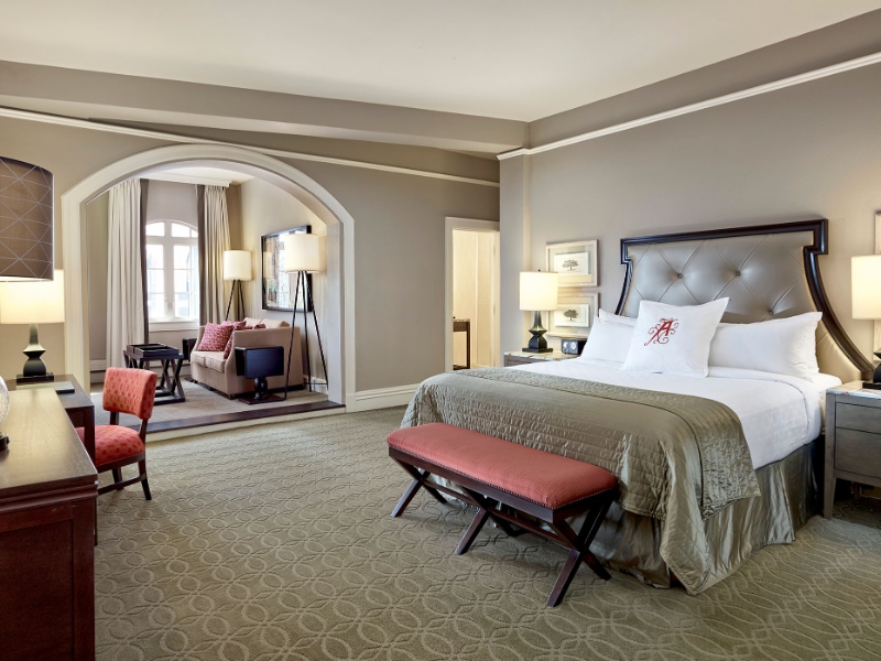 Suite Bedroom