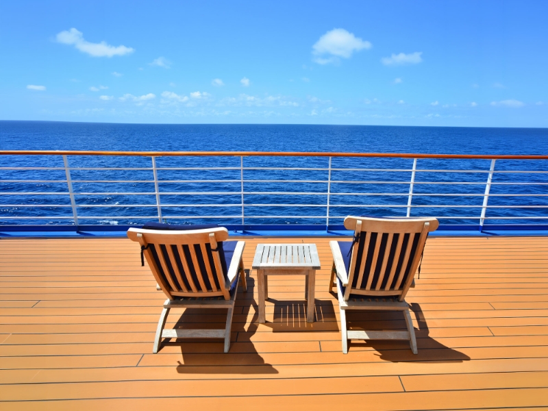 cruise deck chairs
