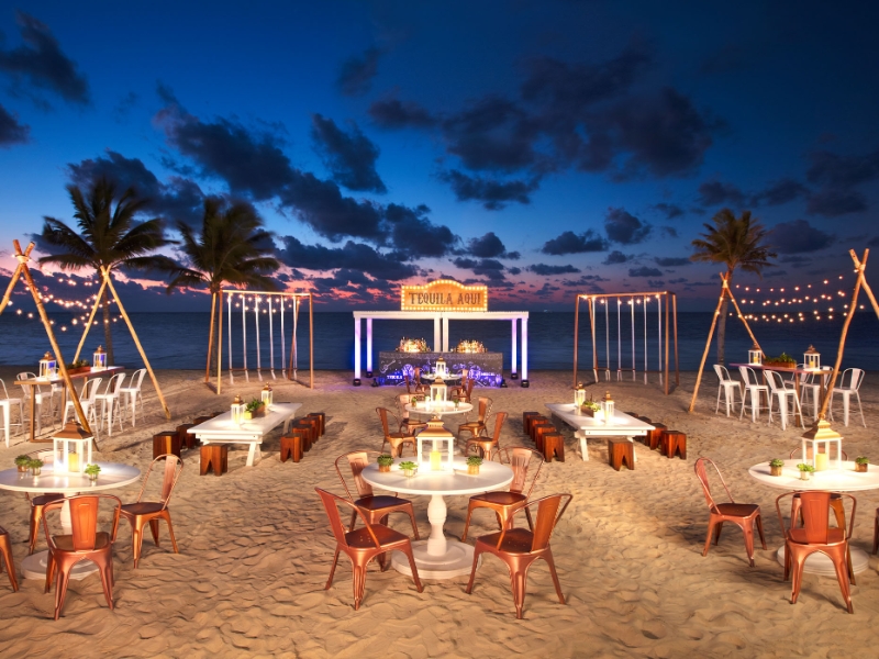 Energy Secrets Beach Dinner