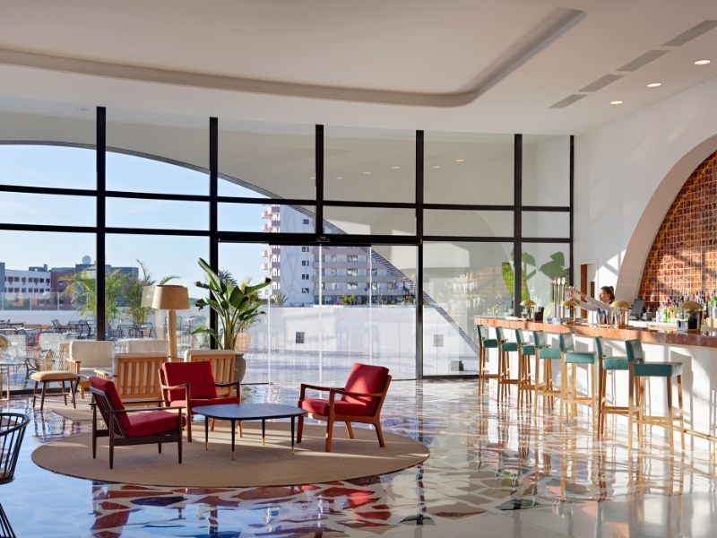Lobby Bar