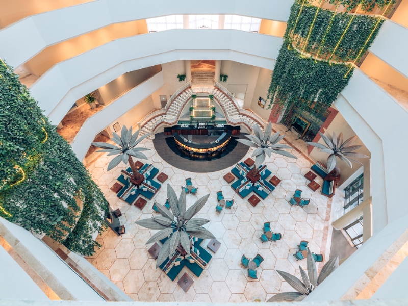 Lobby Bar
