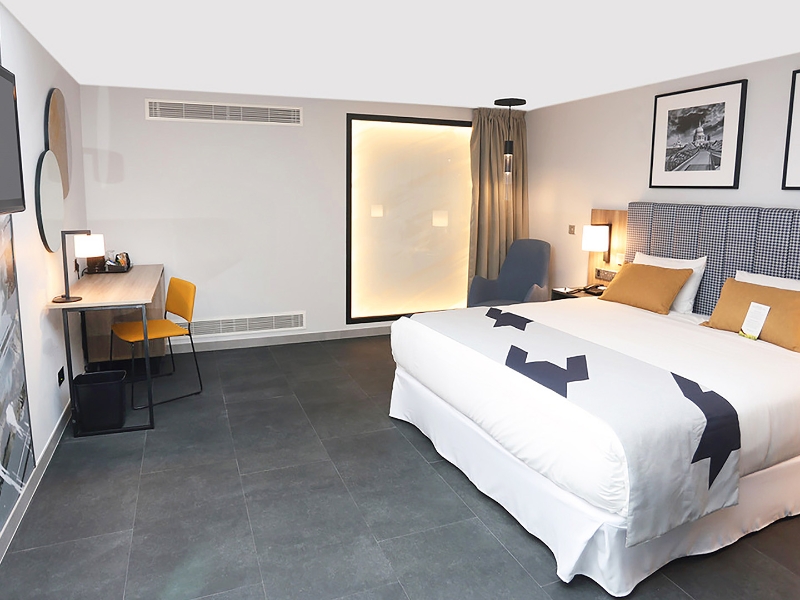 Deluxe without window King