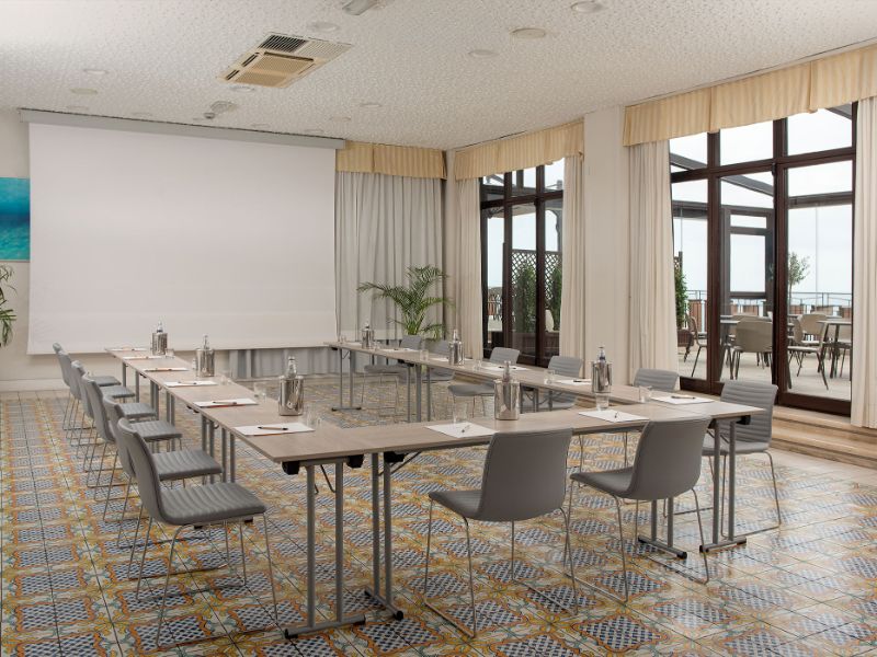 Alcantara Meeting Room