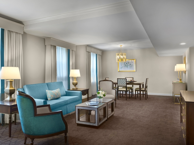 Chase Queen Suite Living Room