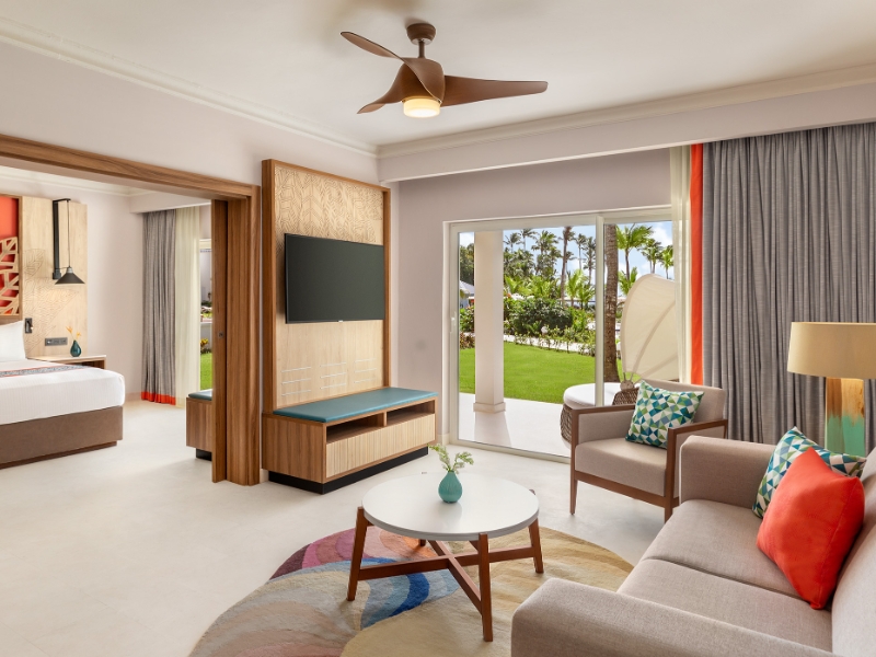 Enclave Suite Garden View King Living