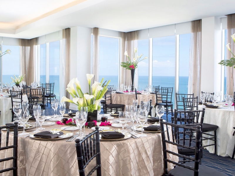 Meetings Infinity Ballroom Rounds Wedding