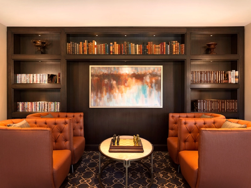 Fairmount Gold Lounge