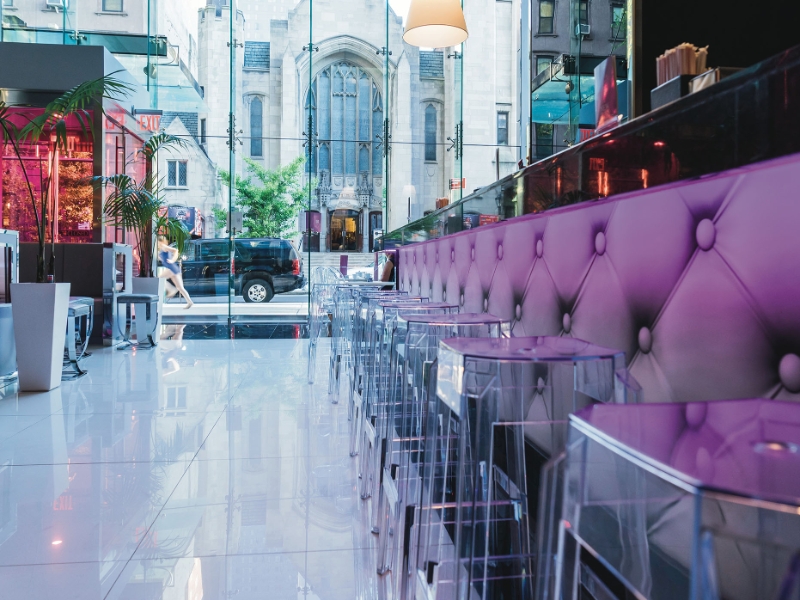 Fashion bar