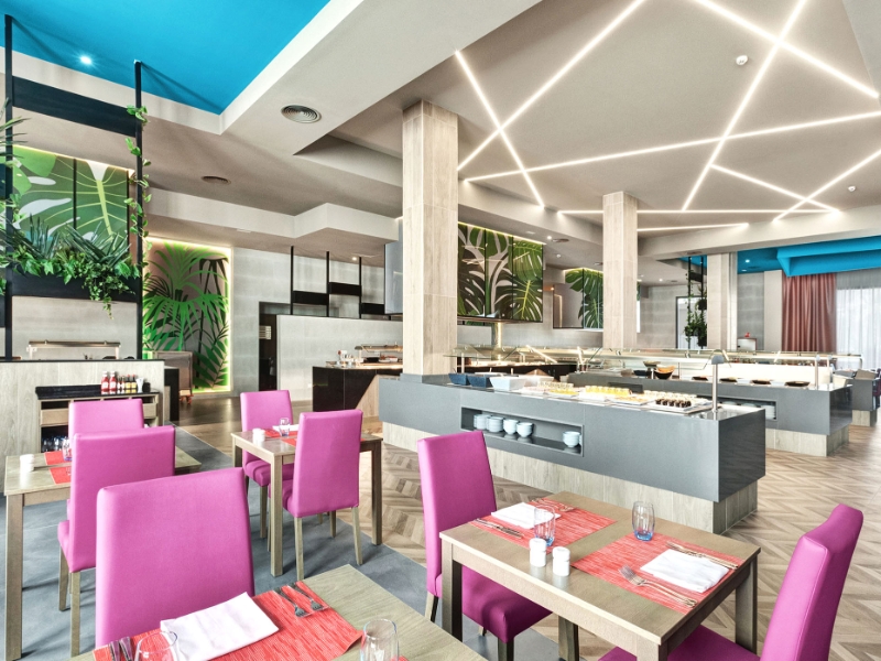 Themed restaurant