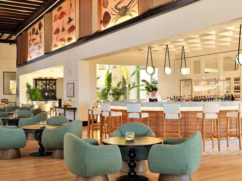 Lobby Bar