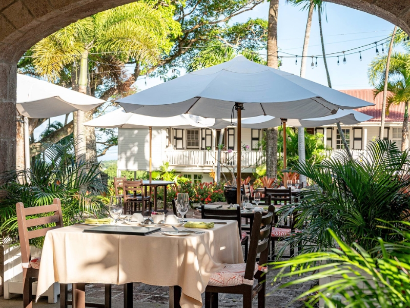 Breakfast Courtyard