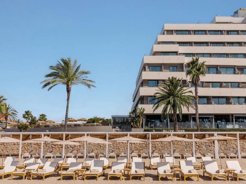 Beso Beach Club