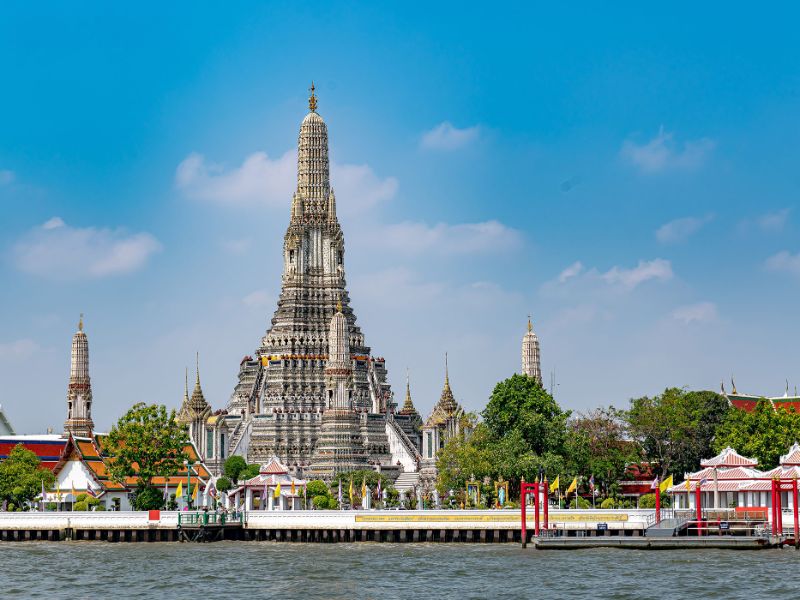Wut Arun Temple