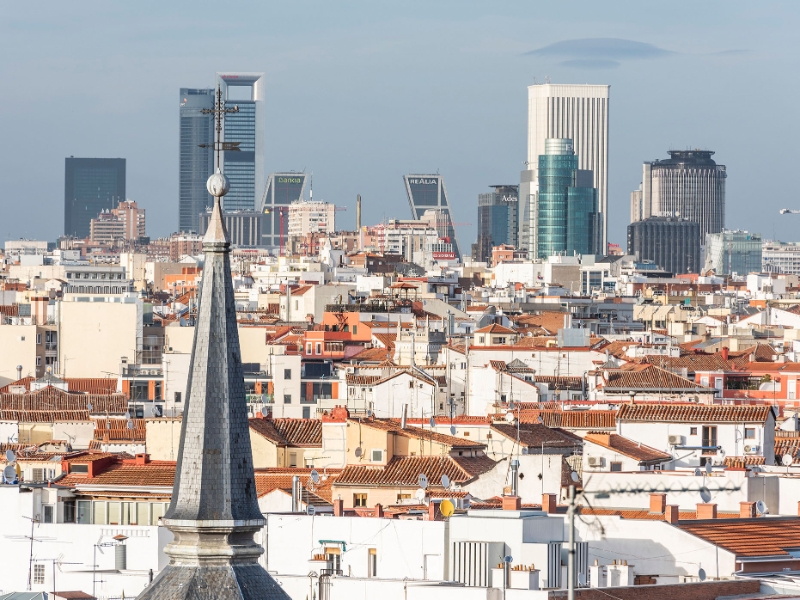 INNSiDE Room City Rooftop View