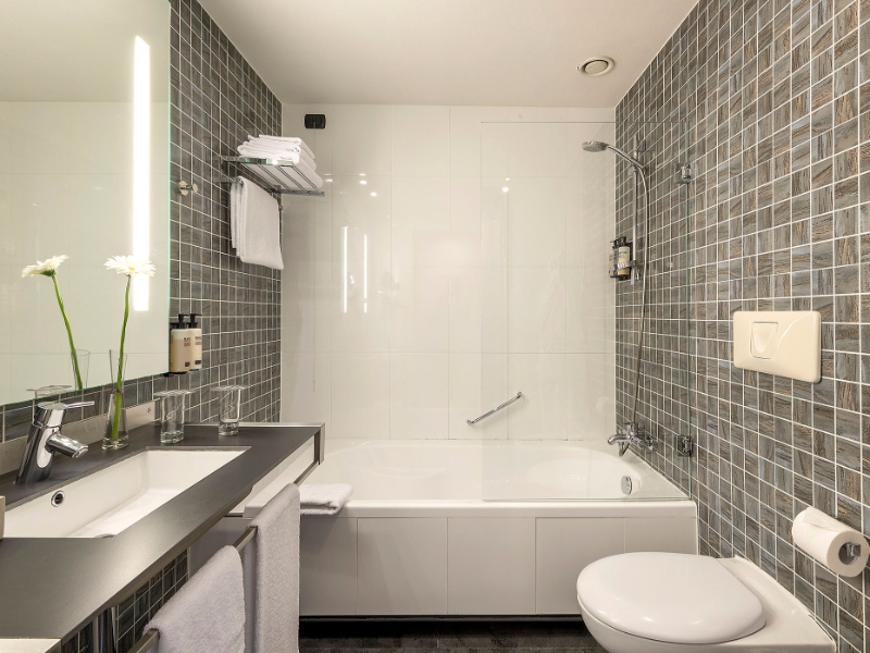 Superior Room Bathroom