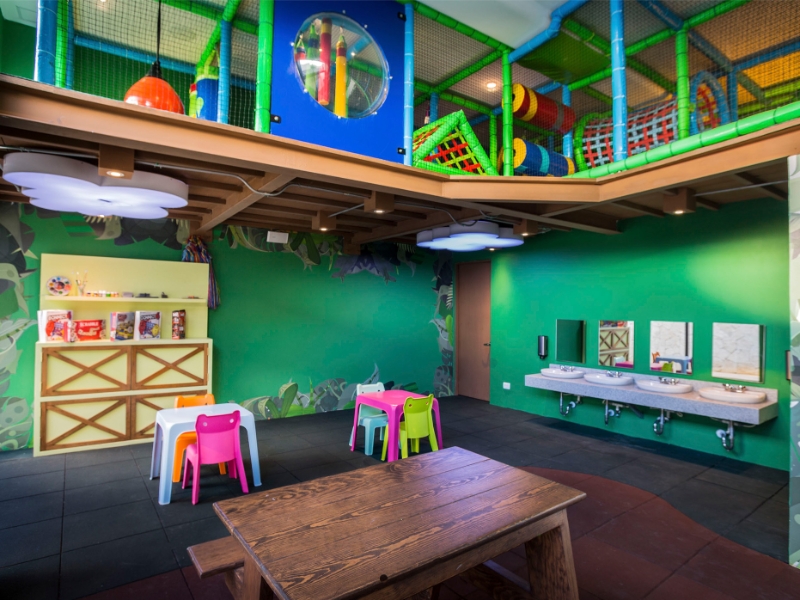 Kids Club