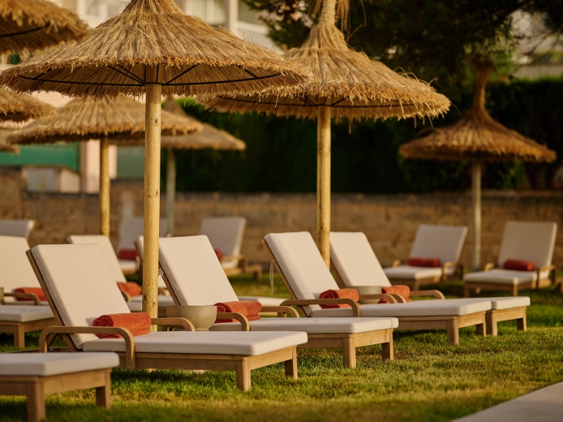 Pool Sunbeds