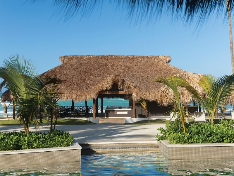 Las Olas Restaurant