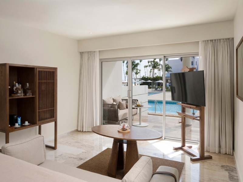 Nikte Junior Suite Swim Up