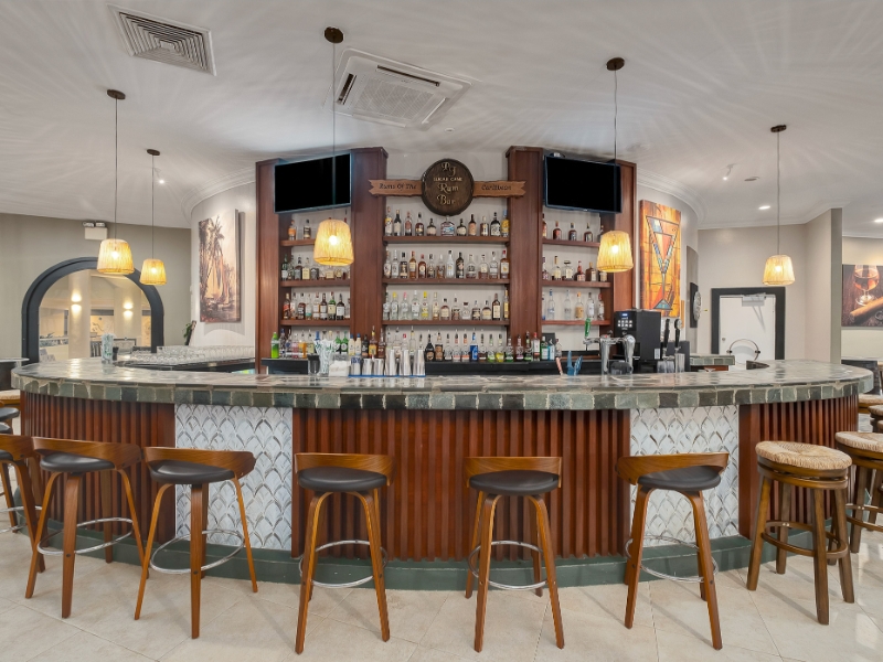 Peter Johns Rum Bar