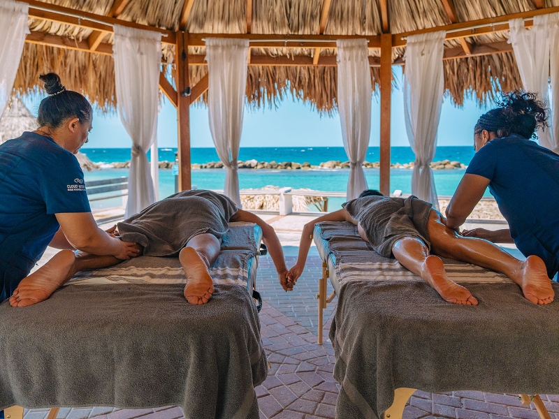 Cloud Nine Spa outdoor couples massage