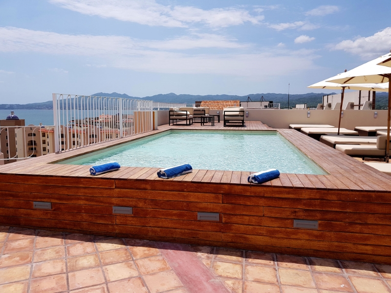 Sky Lounge