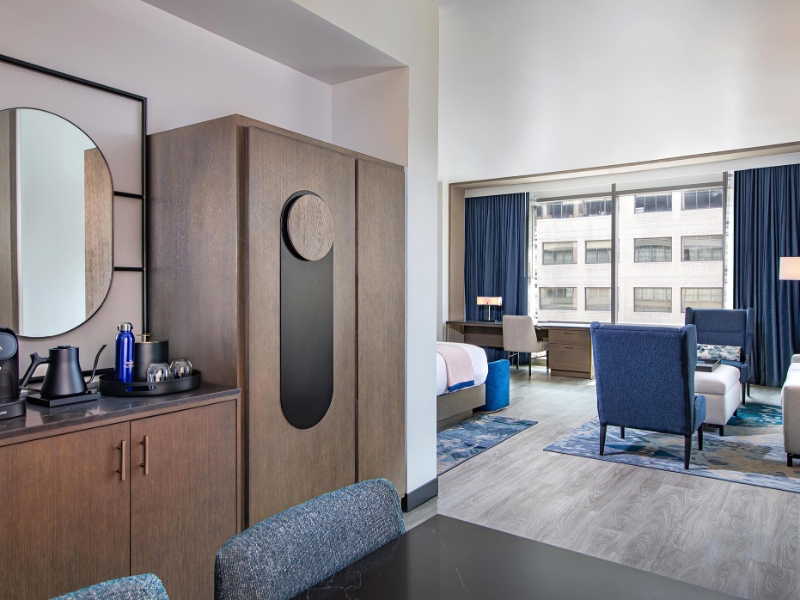 CapitolHillSuite CityView AmenitiesAndCloset