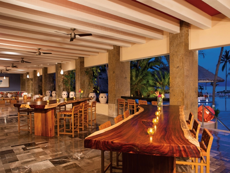 Bar Veranda