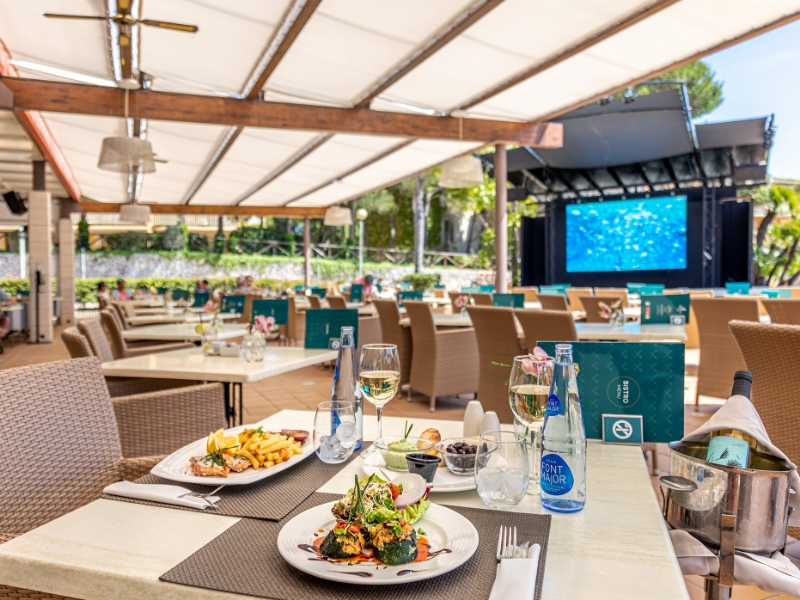 Bluemoon Bistro Lounge Bar