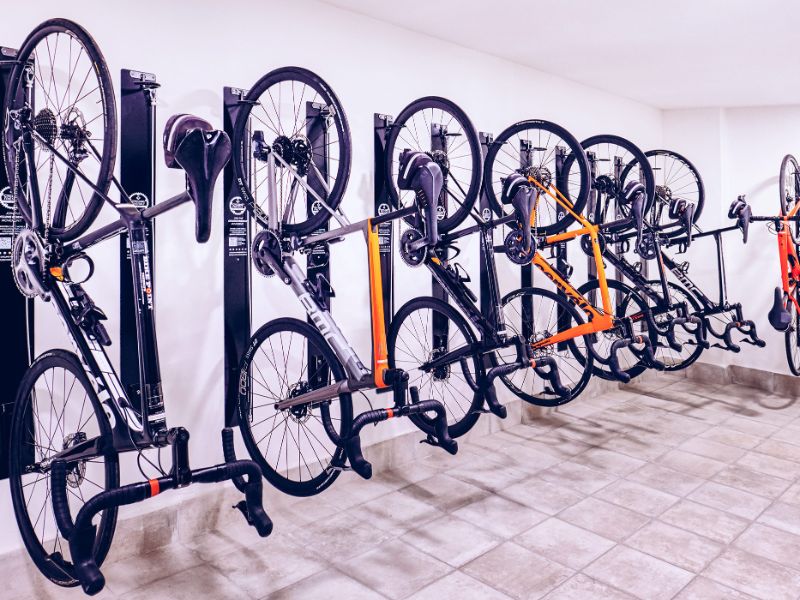 Paid Cycliing Station