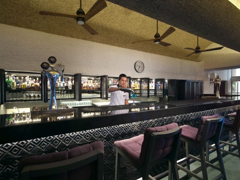 Lobby Bar
