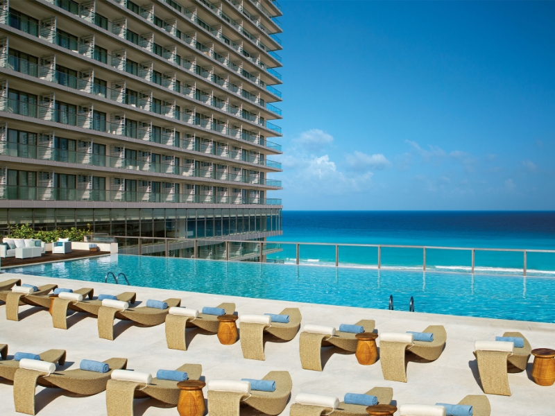 Preferred Club Pool