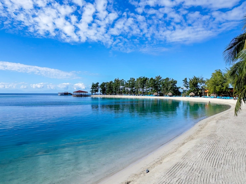 Main Beach