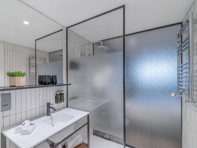 The Level Premium Room Bathroom