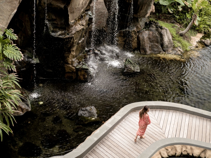 Lobby Walkway