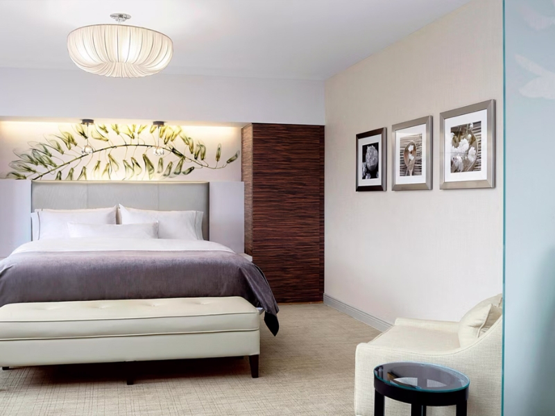 Crown Suite
