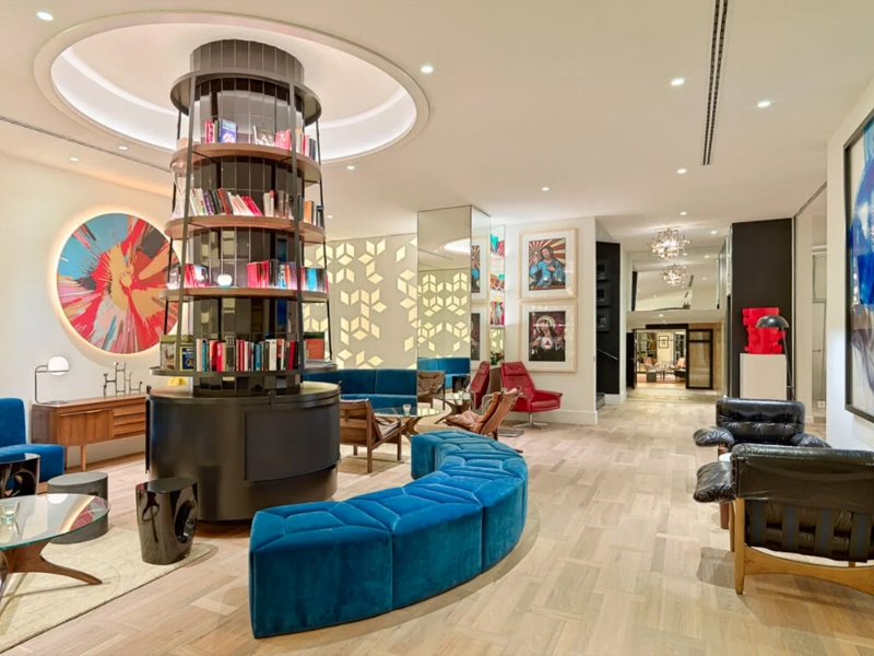 Lobby Bar