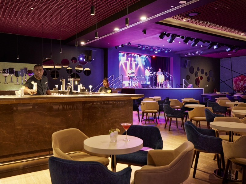 Lounge Bar