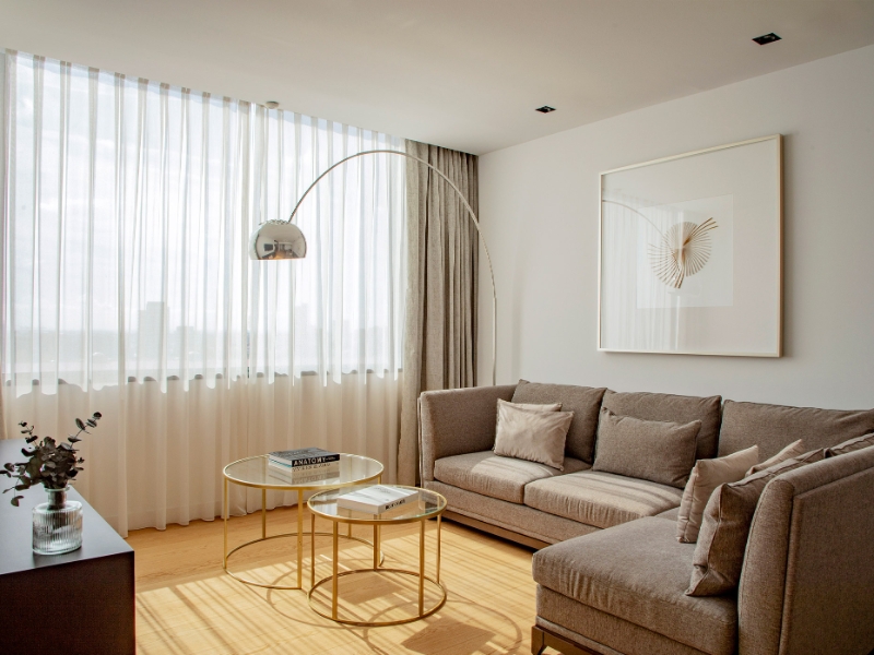 Suite Red Level