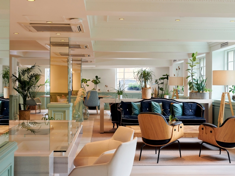 The Level Lounge