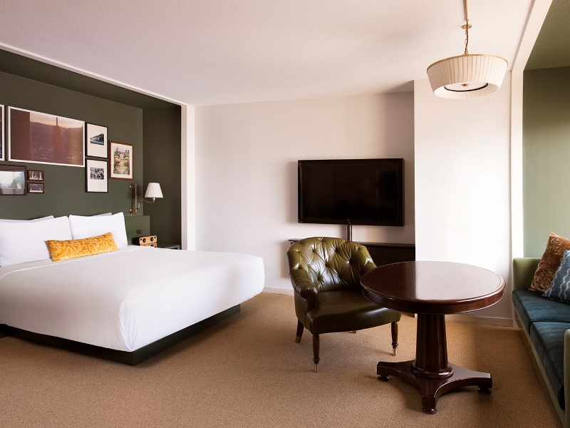Nighthawk Suite