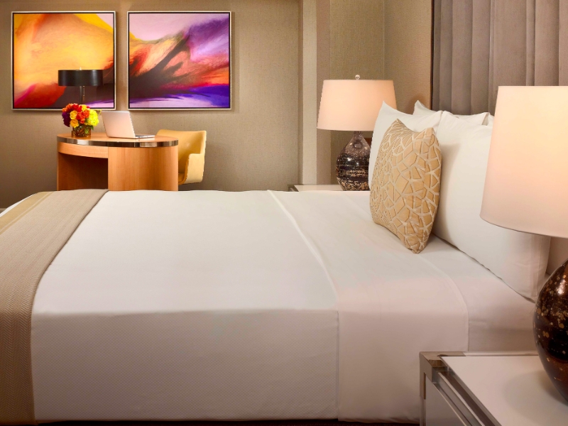 Presidential King Bed