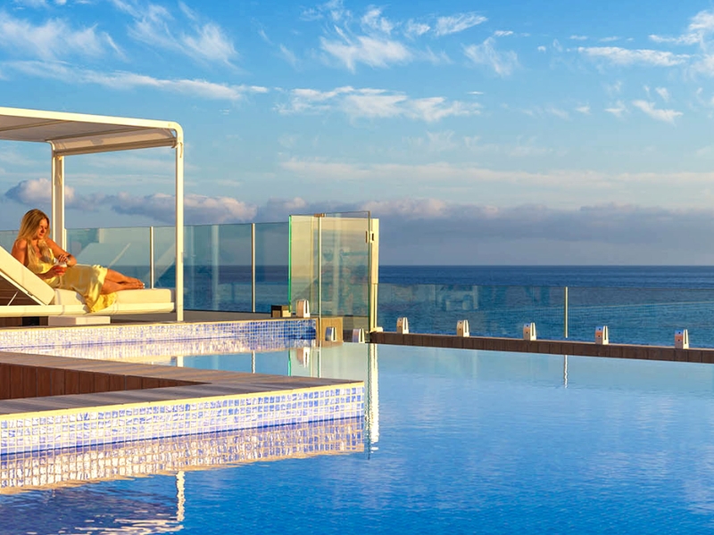 RoofTop Pool Privilege