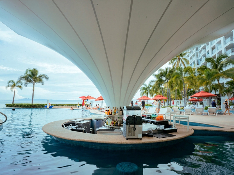 Pool Bar